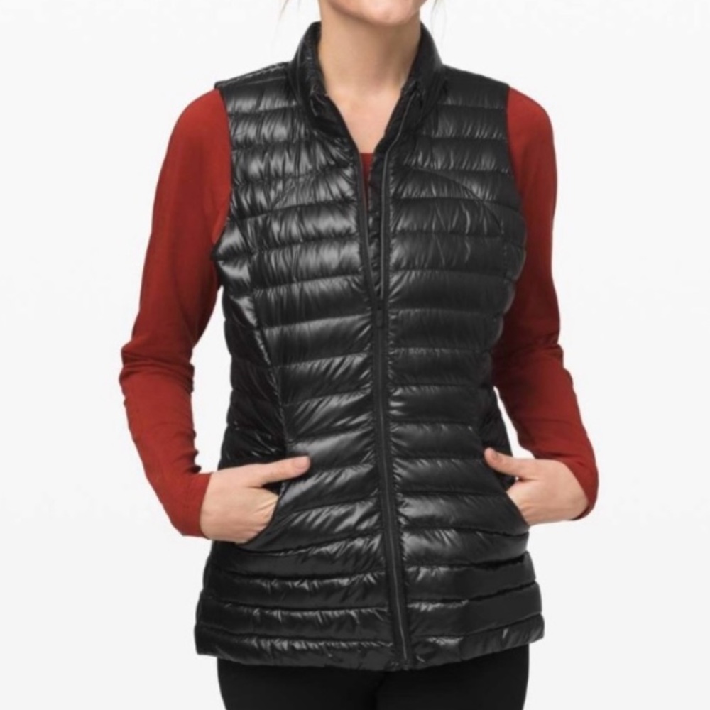 NWOT Lululemon Pack It Down Shine Vest Black Size 6